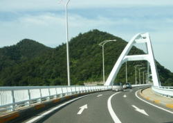 内海大橋